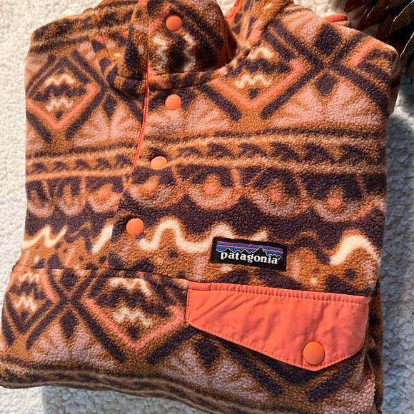 R a r e Patagonia Synchilla in Mangrove Henna Brown - Picture 2 of 10